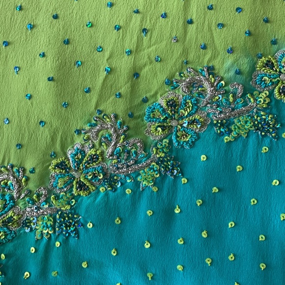 Indian 100% silk 3-piece shalwar/kameez/dupatta embroidered suit size 42/M - Picture 4 of 8